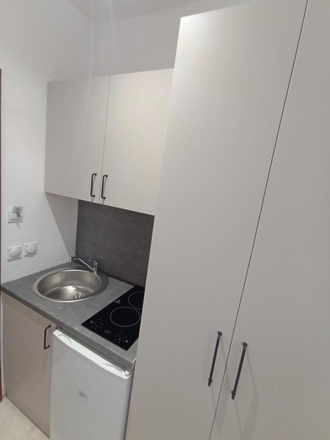 Md Apartments Ulcinj Esterno foto