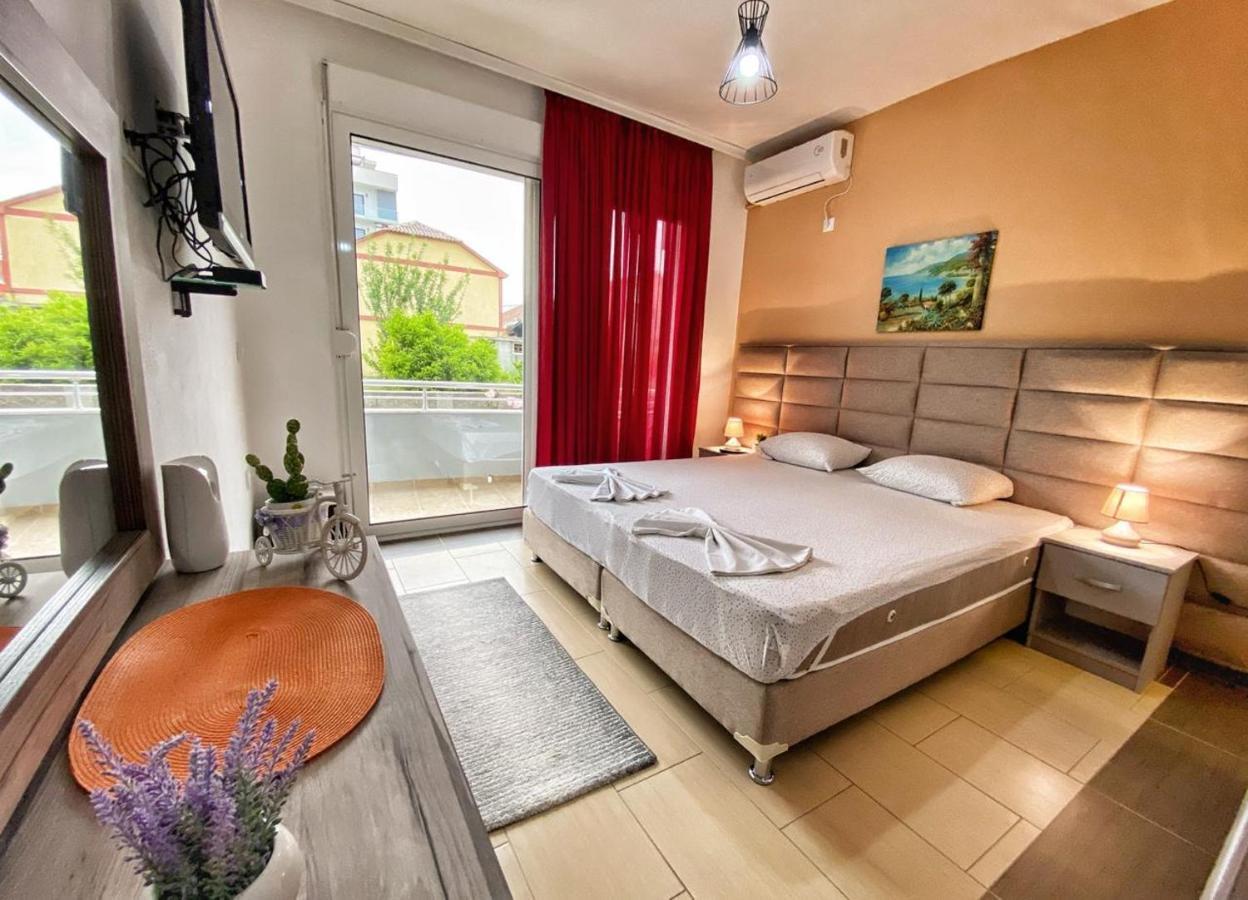 Md Apartments Ulcinj Esterno foto